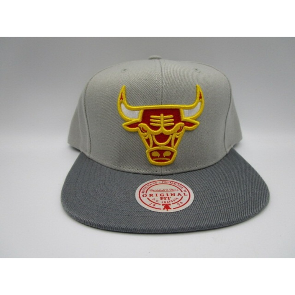 Mitchell & Ness Chicago Bulls Original 3D Logo Red Yellow Men's Snapback Hat